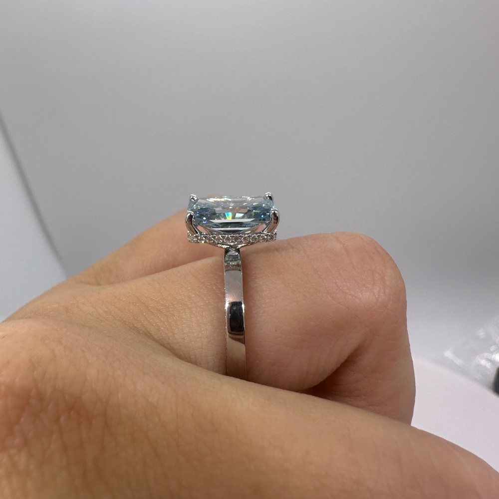 3.41 carat fancy vivid blue vvs2 radiant cut diamond engagement ring - Picture 9 of 12
